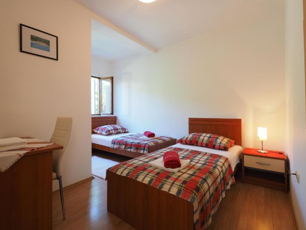 Apartments & Room Eva Slano Extérieur photo