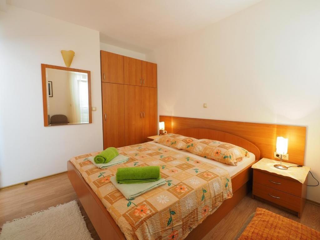 Apartments & Room Eva Slano Extérieur photo
