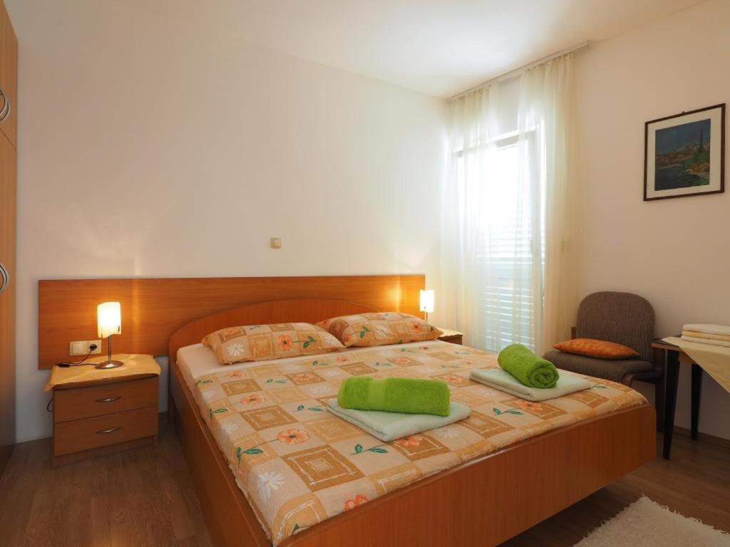 Apartments & Room Eva Slano Extérieur photo