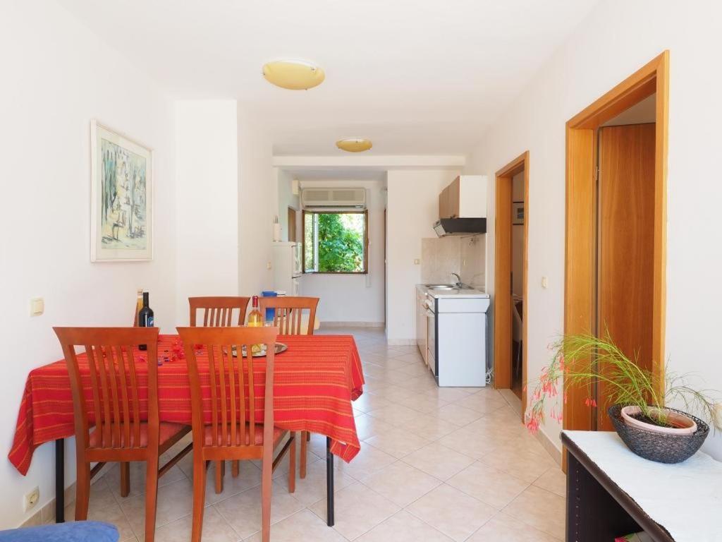 Apartments & Room Eva Slano Extérieur photo